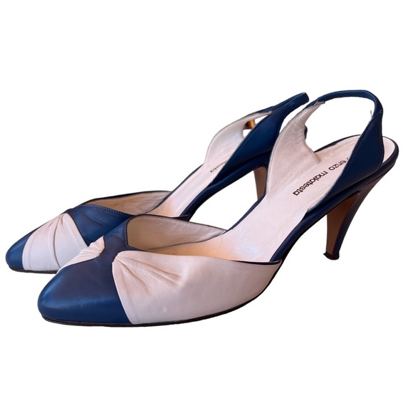 Enzo Malatesta Blue and White Vintage Heels Size 37. Size US 6. Heel Height 3”. - Picture 1 of 4